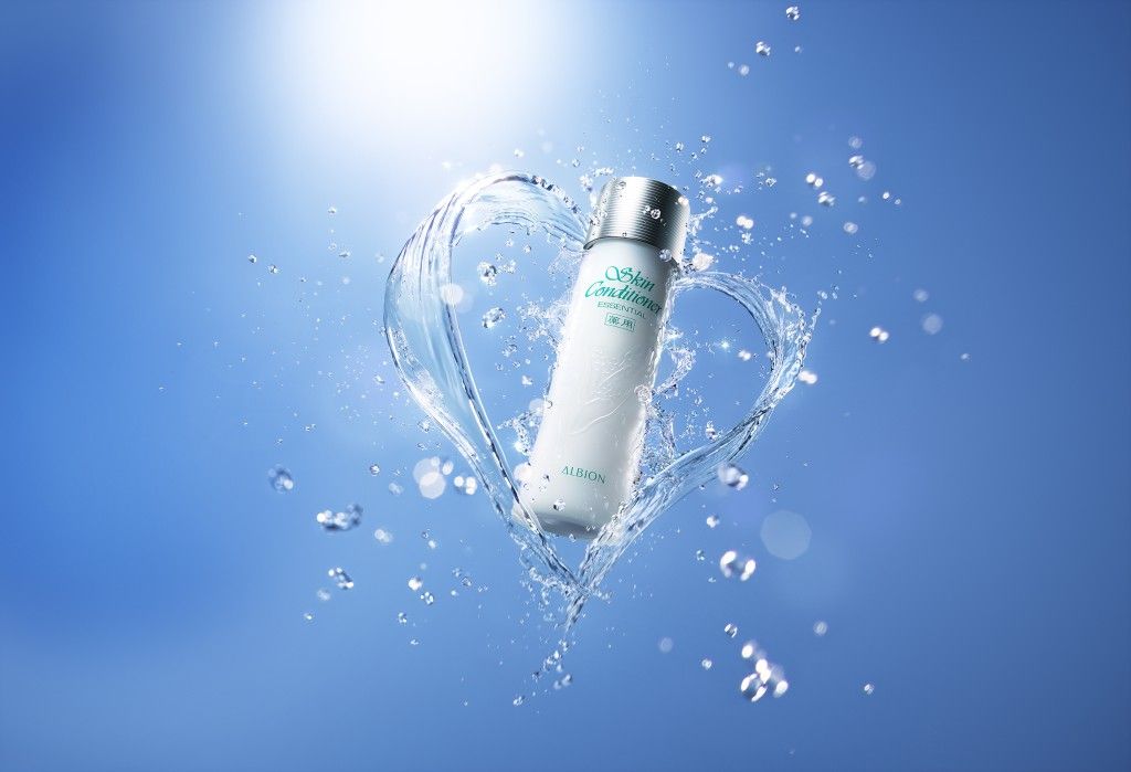 Japan - Nicknamed "SkiCon" in Japan, Skin Conditioner is a long-selling skin lotion that has been much loved by customers since debuting in 1974